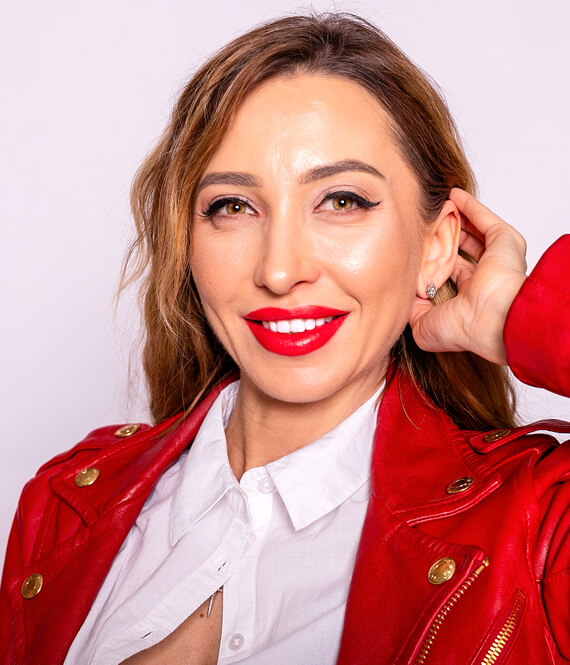 women with perfect skin after using glycolic acid for skin for several months