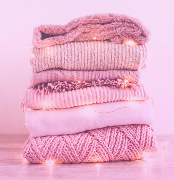 folding laundry as one of the habits to keep a clean house