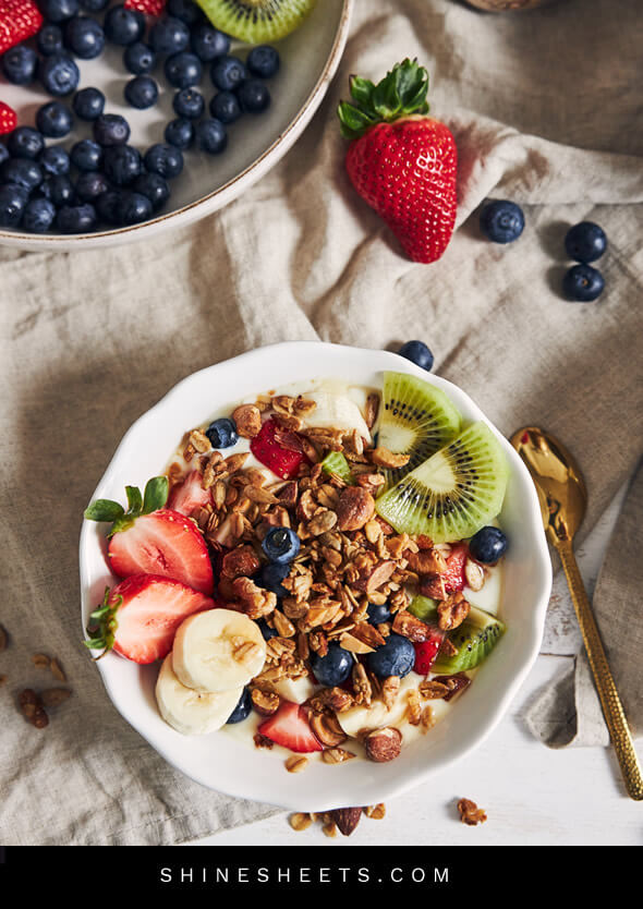whole grain meal with fruits