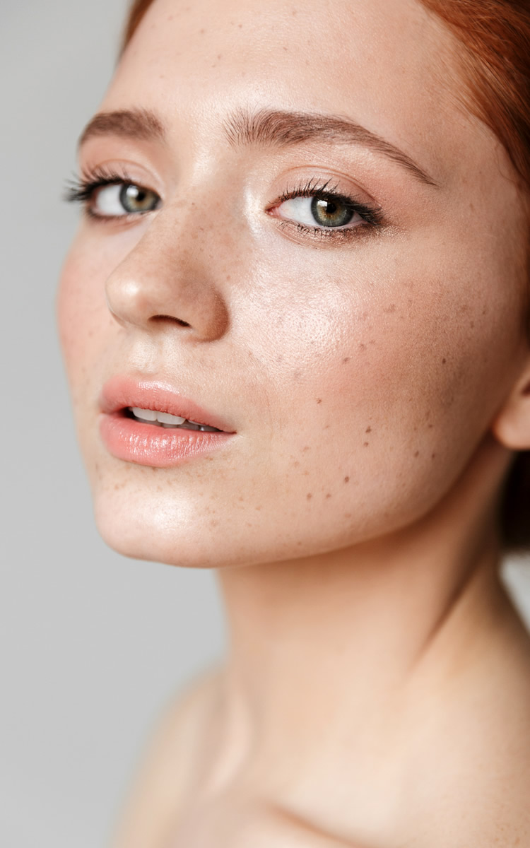 woman without forehead acne clear skin
