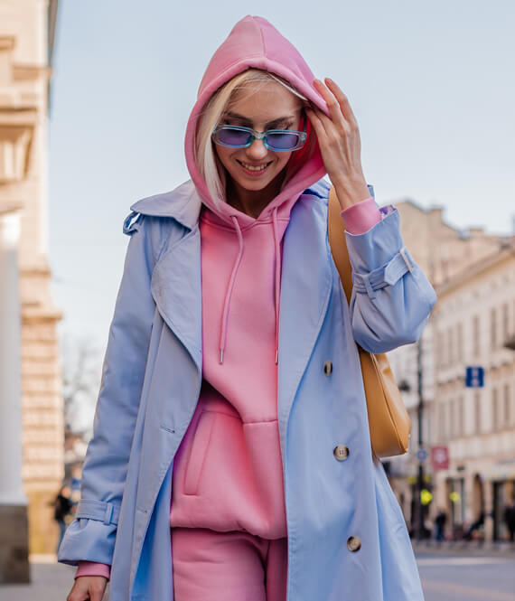 woman with y2k fashion