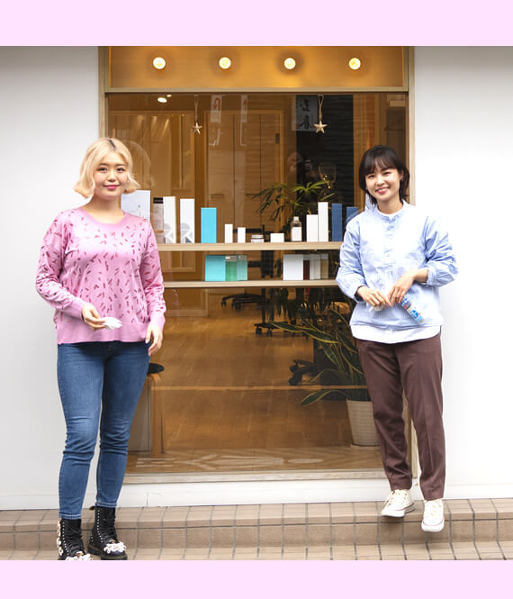 entrepreneur women sharing advice on opening your salon