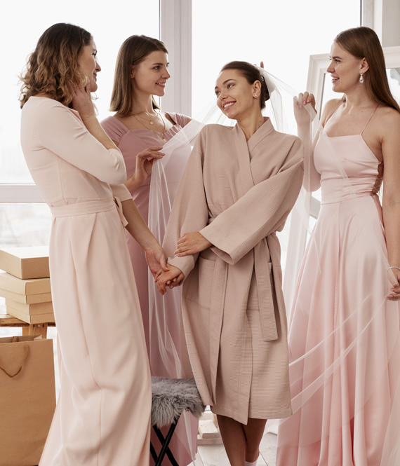bride with her bridal party members