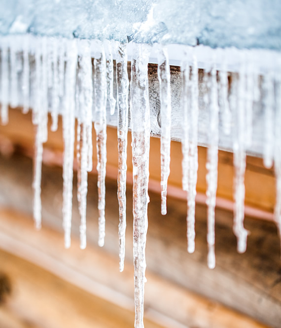 icicles - common problems with roofing in winter