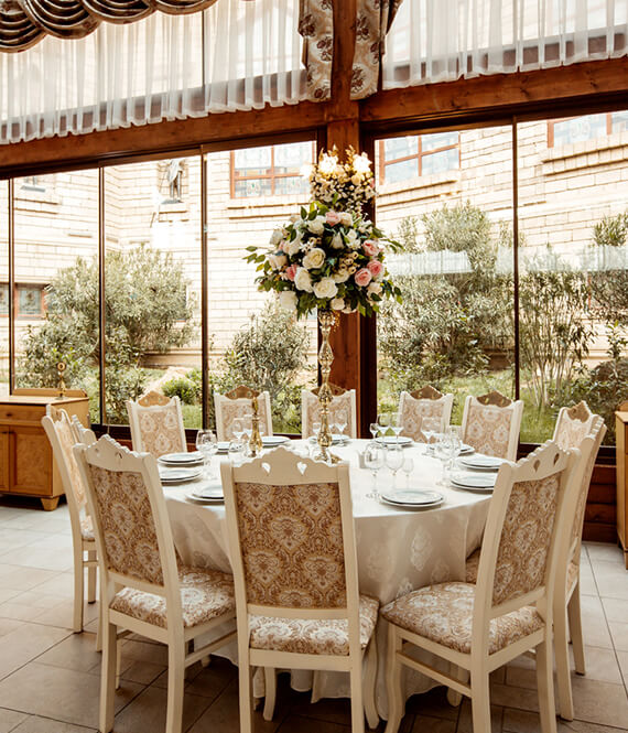 authentic summer wedding venue idea