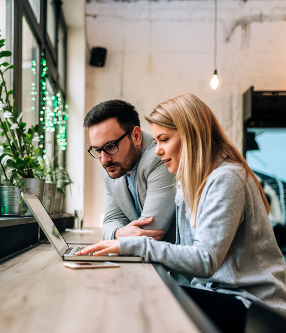 two health industry entrepreneurs working together