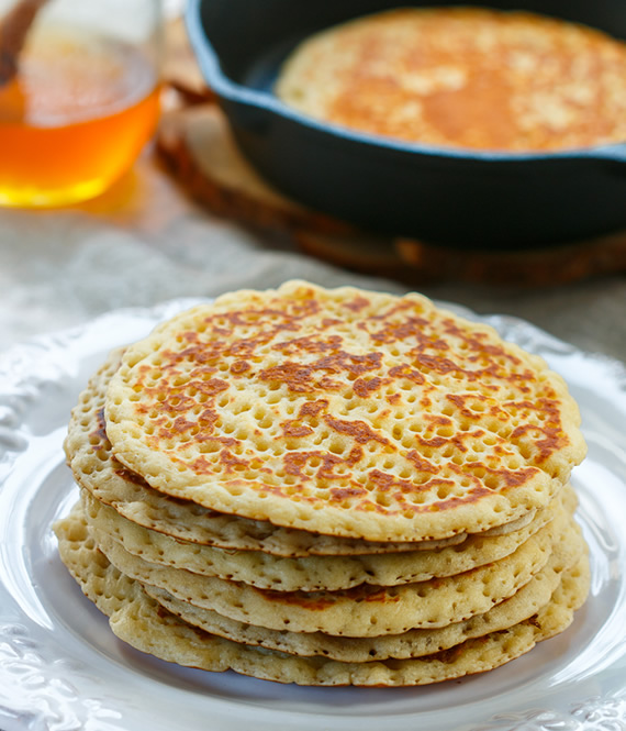 banana protein pancakes