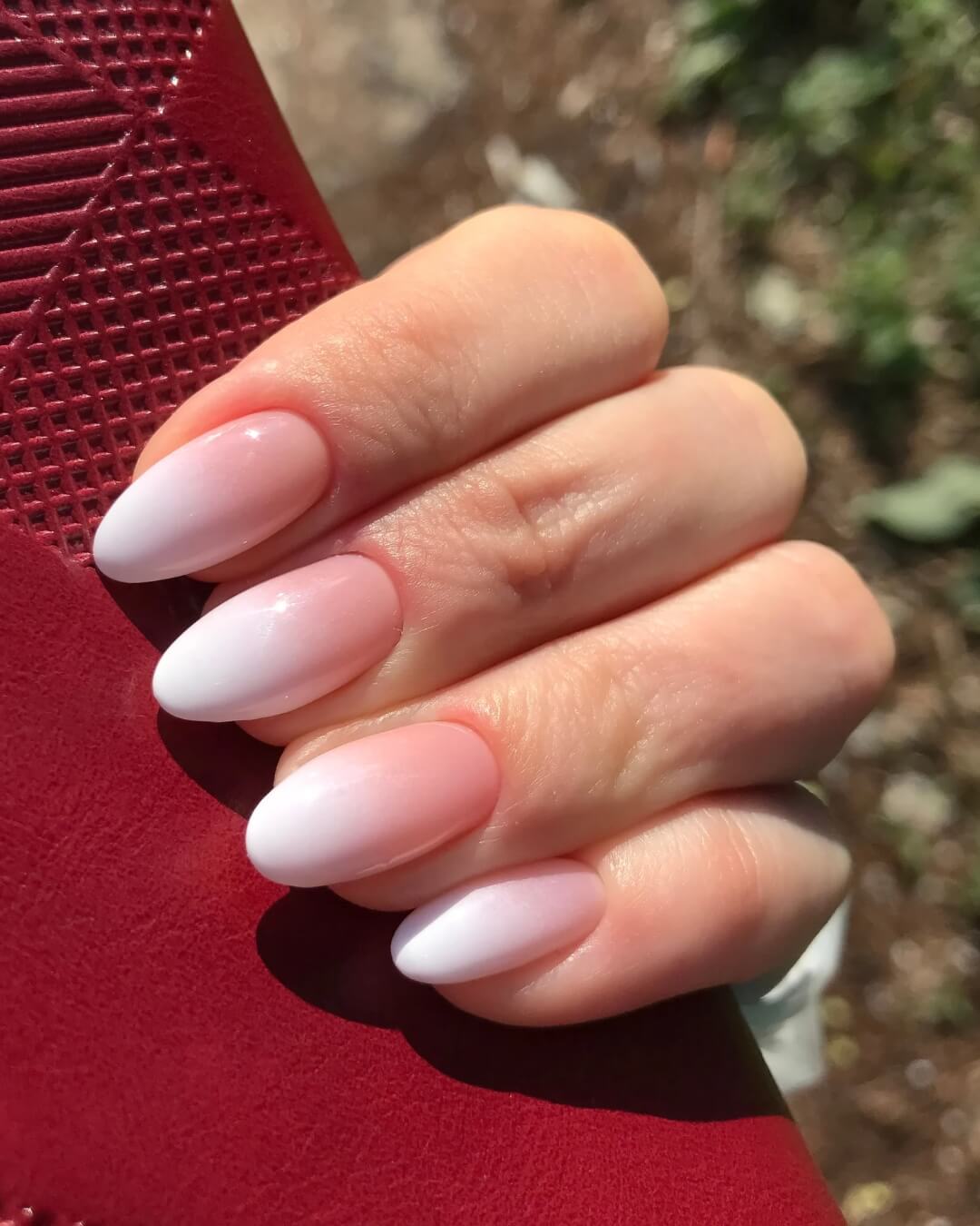 Peach ombre spring nail design